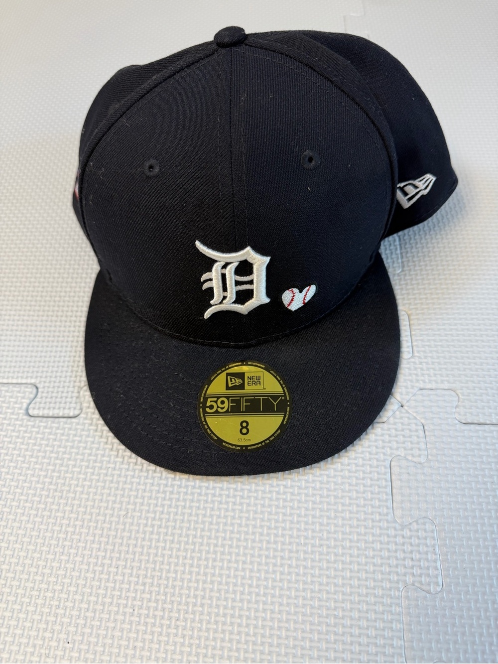 New Era mens Black Detroit D Logo 59FIFTY Baseball Cap size 8